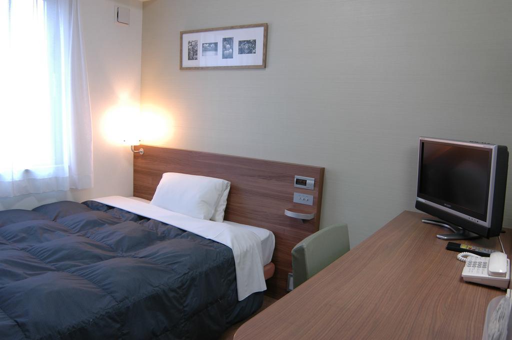 Hotel Econo Tsu Station Екстериор снимка
